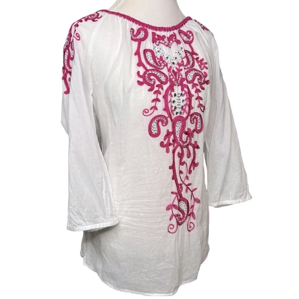CHICO'S Anelle Blouse 3/4 sleeves Embroidered Embellished White Fuchsia Like new - Picture 16 of 16